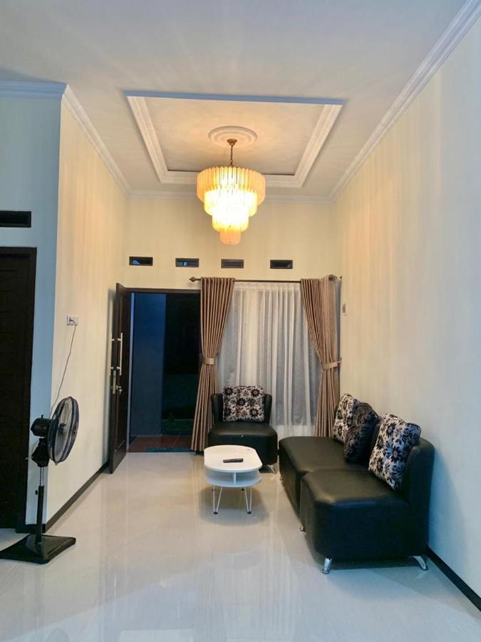 Guest House / Homestay Bukit Mutiara Residence Ngingas Zewnętrze zdjęcie