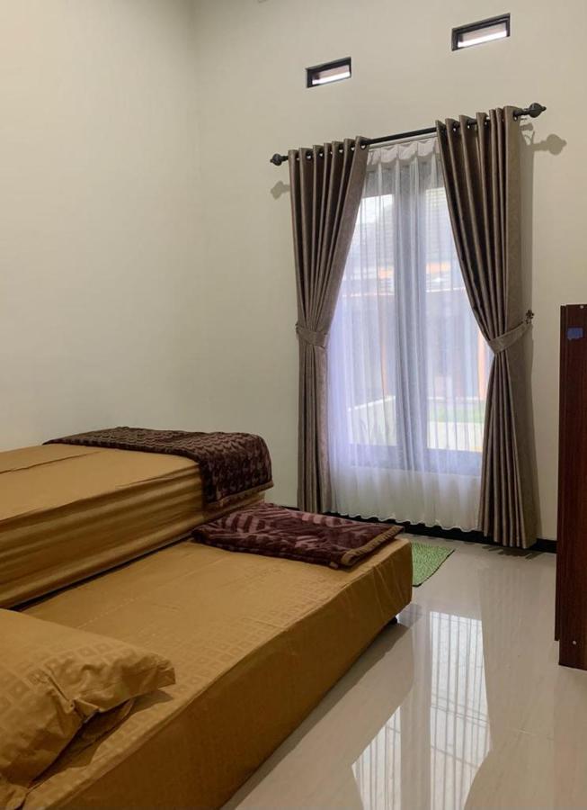 Guest House / Homestay Bukit Mutiara Residence Ngingas Zewnętrze zdjęcie